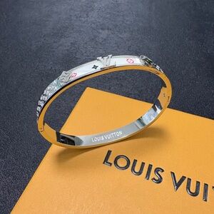 Louis Vuitton Elegant Gold and Silver Bracelet